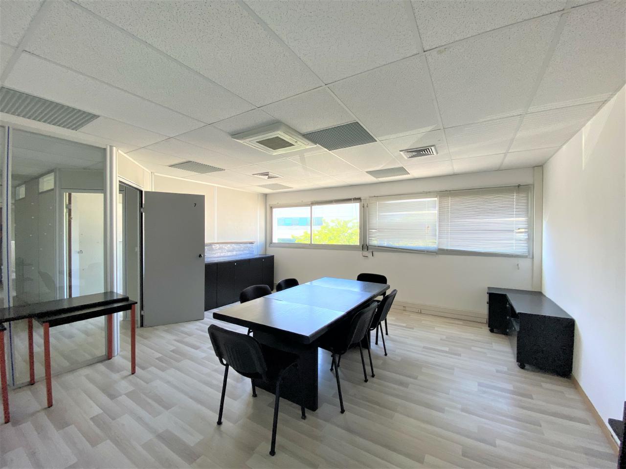 Bureau Aix-en-Provence 214m² Location bureau Aix-en-Provence Bouches-du-Rhône OLBUR2204252 8